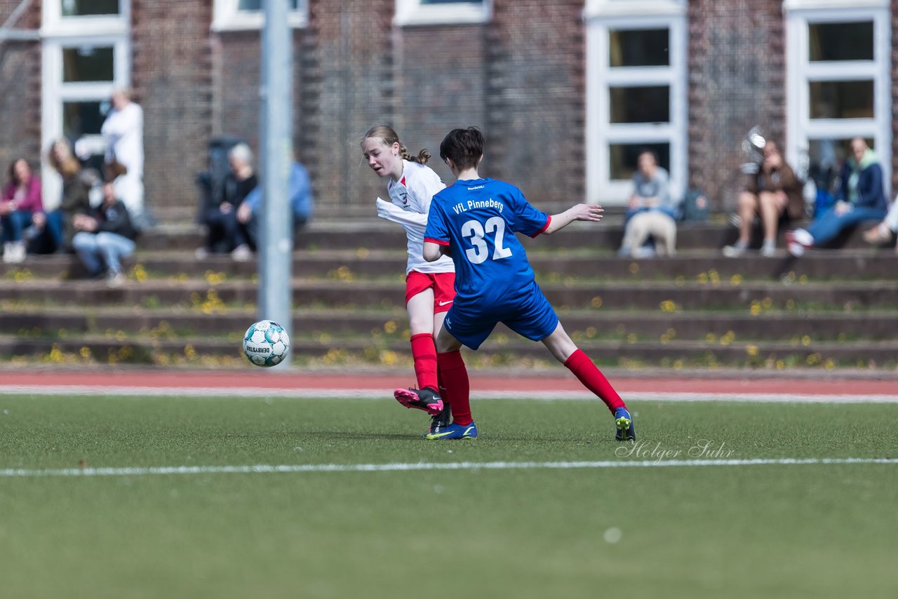 Bild 166 - wCJ Walddoerfer 2 - VfL Pinneberg 2 : Ergebnis: 7:0